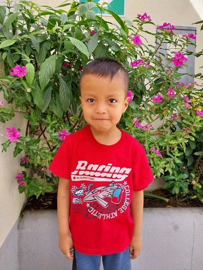 Help Luis David by becoming a child sponsor. Sponsoring a child is a rewarding and heartwarming experience.