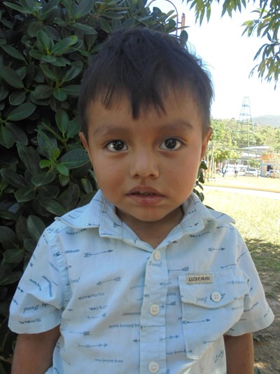 Help Jonathan Alexander by becoming a child sponsor. Sponsoring a child is a rewarding and heartwarming experience.