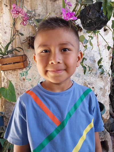 Help Hector Santiago by becoming a child sponsor. Sponsoring a child is a rewarding and heartwarming experience.