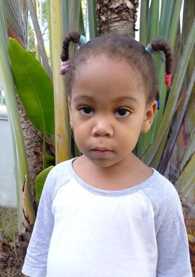 Help Jeisy Mishelle by becoming a child sponsor. Sponsoring a child is a rewarding and heartwarming experience.
