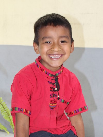 Help Jonathan Natanael by becoming a child sponsor. Sponsoring a child is a rewarding and heartwarming experience.
