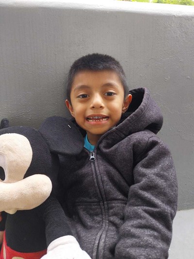 Help Dylan Leandro by becoming a child sponsor. Sponsoring a child is a rewarding and heartwarming experience.