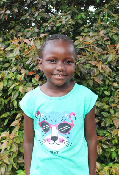 Help Veronica by becoming a child sponsor. Sponsoring a child is a rewarding and heartwarming experience.