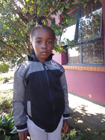 Help Isabelle by becoming a child sponsor. Sponsoring a child is a rewarding and heartwarming experience.