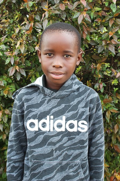 Help Mathews Kellies by becoming a child sponsor. Sponsoring a child is a rewarding and heartwarming experience.