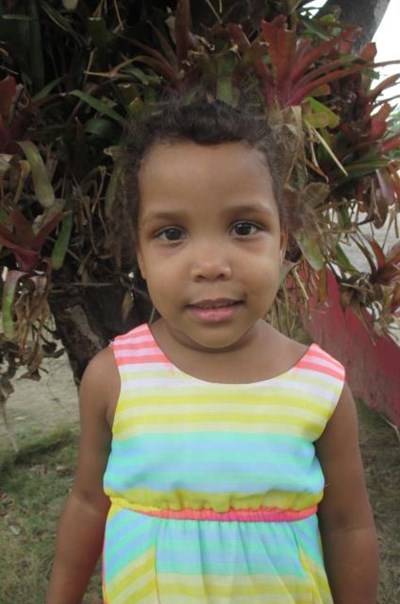 Help Marialis by becoming a child sponsor. Sponsoring a child is a rewarding and heartwarming experience.