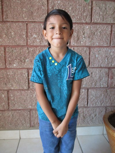 Help Edwin Tadeo by becoming a child sponsor. Sponsoring a child is a rewarding and heartwarming experience.