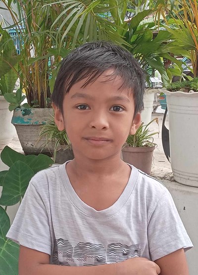 Help Jay Quelvic T. by becoming a child sponsor. Sponsoring a child is a rewarding and heartwarming experience.