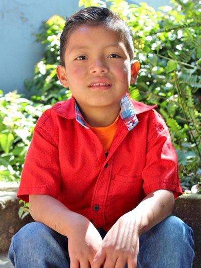 Help Marvin Dionel by becoming a child sponsor. Sponsoring a child is a rewarding and heartwarming experience.