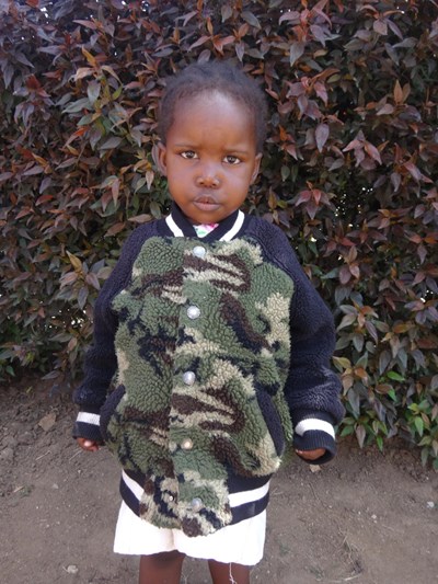 Help Deborah Tembo by becoming a child sponsor. Sponsoring a child is a rewarding and heartwarming experience.