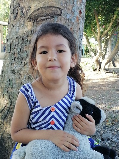 Help Briseyda Samary by becoming a child sponsor. Sponsoring a child is a rewarding and heartwarming experience.