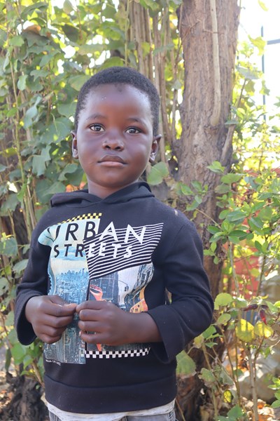 Help Francis by becoming a child sponsor. Sponsoring a child is a rewarding and heartwarming experience.