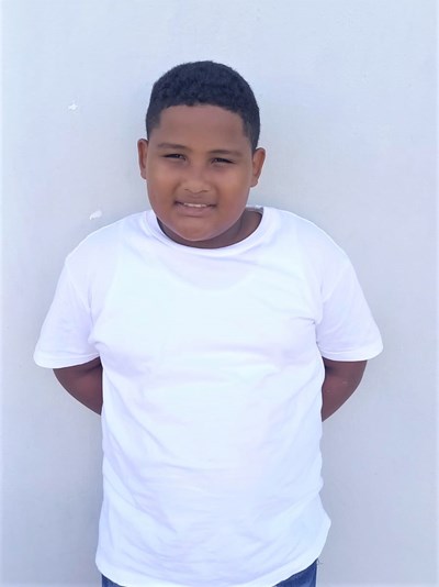 Help Yeiren Ignacio by becoming a child sponsor. Sponsoring a child is a rewarding and heartwarming experience.