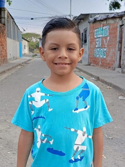 Help Jared Ricardo by becoming a child sponsor. Sponsoring a child is a rewarding and heartwarming experience.