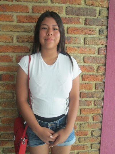 Help Vanessa by becoming a child sponsor. Sponsoring a child is a rewarding and heartwarming experience.