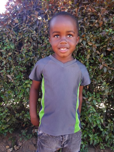 Help Victor by becoming a child sponsor. Sponsoring a child is a rewarding and heartwarming experience.