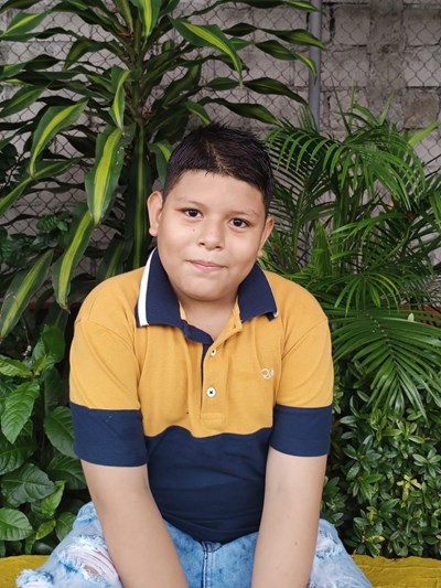 Help Carlos Josue by becoming a child sponsor. Sponsoring a child is a rewarding and heartwarming experience.