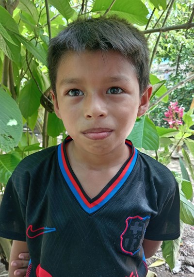 Help Darwin Esau by becoming a child sponsor. Sponsoring a child is a rewarding and heartwarming experience.