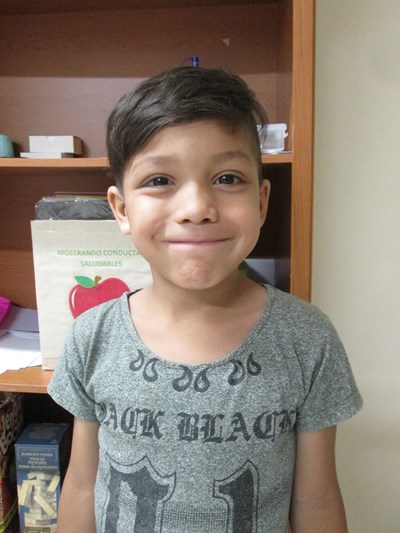 Help Leonel Oswaldo by becoming a child sponsor. Sponsoring a child is a rewarding and heartwarming experience.