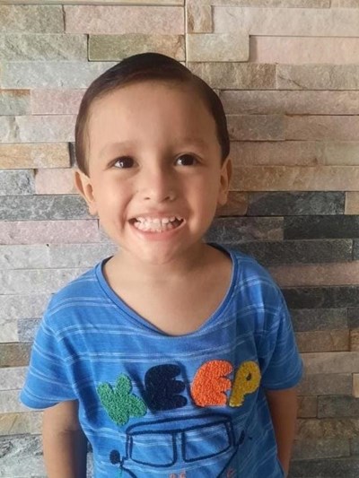 Help Israel Jonatan by becoming a child sponsor. Sponsoring a child is a rewarding and heartwarming experience.