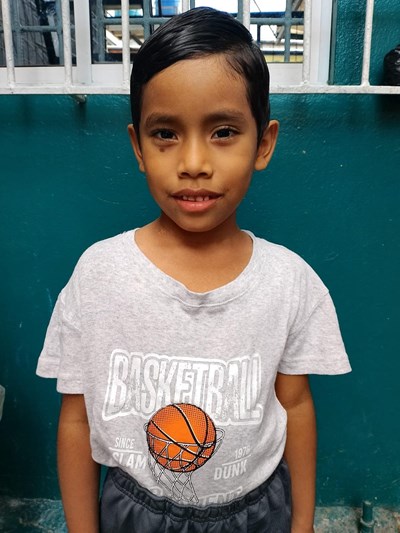 Help Dereck Othniel by becoming a child sponsor. Sponsoring a child is a rewarding and heartwarming experience.