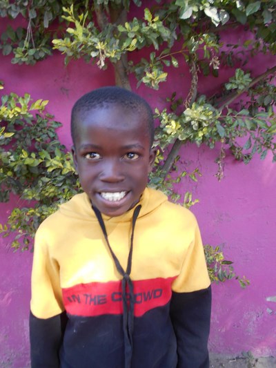Help Jonathan by becoming a child sponsor. Sponsoring a child is a rewarding and heartwarming experience.