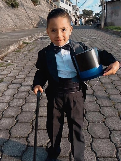 Help Arturo David by becoming a child sponsor. Sponsoring a child is a rewarding and heartwarming experience.