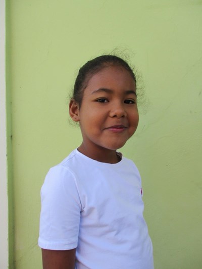 Help Nachelin by becoming a child sponsor. Sponsoring a child is a rewarding and heartwarming experience.