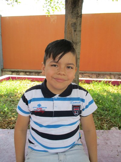 Help Juan Rafael by becoming a child sponsor. Sponsoring a child is a rewarding and heartwarming experience.