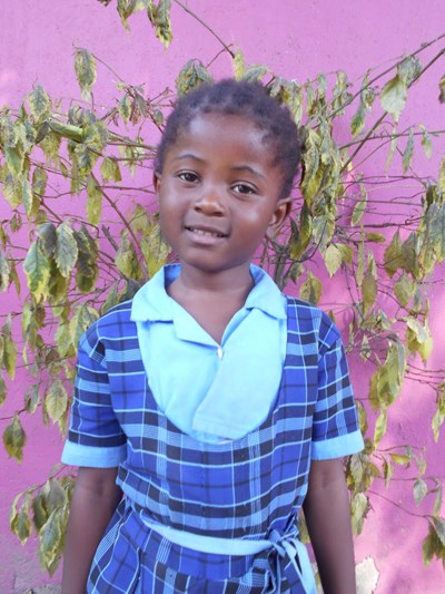 Help Lydia by becoming a child sponsor. Sponsoring a child is a rewarding and heartwarming experience.
