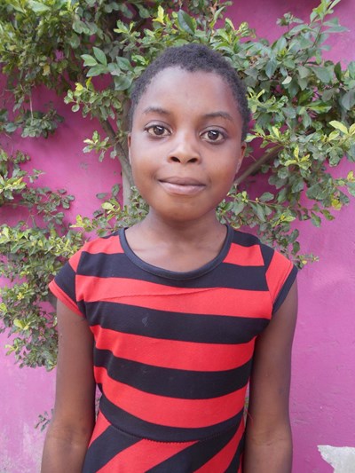 Help Mary by becoming a child sponsor. Sponsoring a child is a rewarding and heartwarming experience.