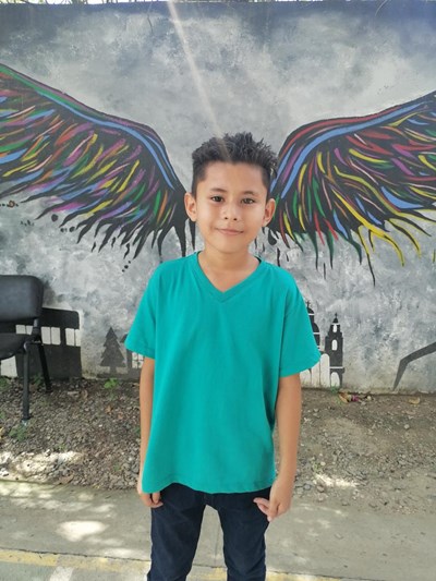 Help Anthony David by becoming a child sponsor. Sponsoring a child is a rewarding and heartwarming experience.