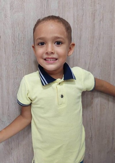 Help Jean Carlos by becoming a child sponsor. Sponsoring a child is a rewarding and heartwarming experience.