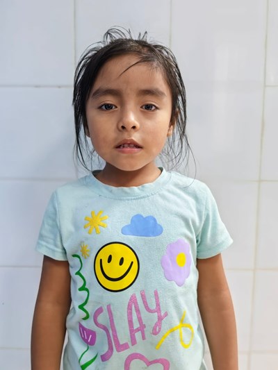 Help Yeimy Daniela Alessandra by becoming a child sponsor. Sponsoring a child is a rewarding and heartwarming experience.