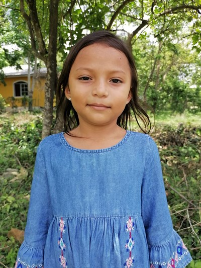 Help Beylis Alondra by becoming a child sponsor. Sponsoring a child is a rewarding and heartwarming experience.