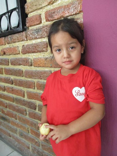 Help Hanna Zoe by becoming a child sponsor. Sponsoring a child is a rewarding and heartwarming experience.