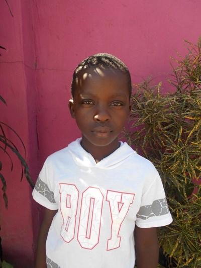 Help Cephas Jr. by becoming a child sponsor. Sponsoring a child is a rewarding and heartwarming experience.
