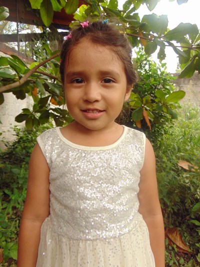 Help Zoe Lizeth by becoming a child sponsor. Sponsoring a child is a rewarding and heartwarming experience.