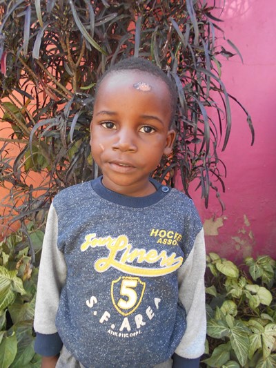 Help Daudi Moses by becoming a child sponsor. Sponsoring a child is a rewarding and heartwarming experience.