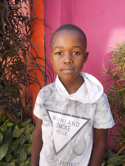 Help Gerald by becoming a child sponsor. Sponsoring a child is a rewarding and heartwarming experience.