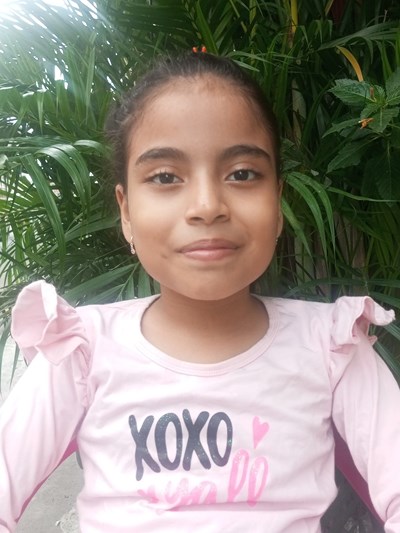 Help Katherine Leonela by becoming a child sponsor. Sponsoring a child is a rewarding and heartwarming experience.