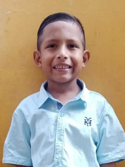 Help Samuel Julio by becoming a child sponsor. Sponsoring a child is a rewarding and heartwarming experience.