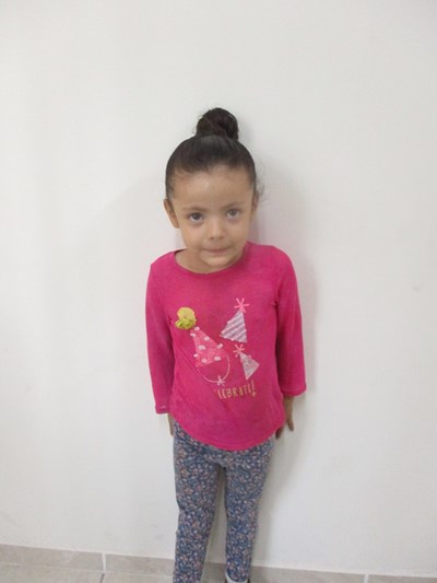 Help Graciela Fernanda by becoming a child sponsor. Sponsoring a child is a rewarding and heartwarming experience.