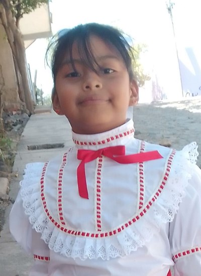 Help Luz Alejandra by becoming a child sponsor. Sponsoring a child is a rewarding and heartwarming experience.