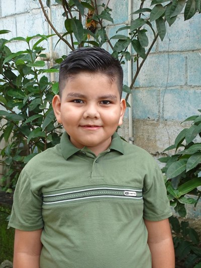 Help Alexi Samuel by becoming a child sponsor. Sponsoring a child is a rewarding and heartwarming experience.