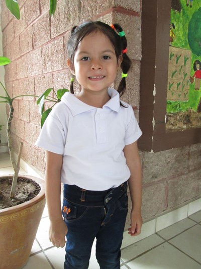 Help Paulina Yamileth by becoming a child sponsor. Sponsoring a child is a rewarding and heartwarming experience.