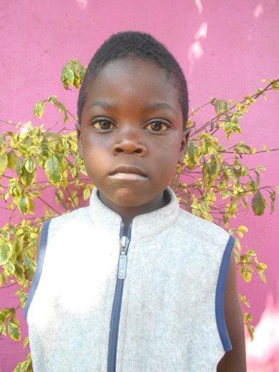 Help Lackson by becoming a child sponsor. Sponsoring a child is a rewarding and heartwarming experience.