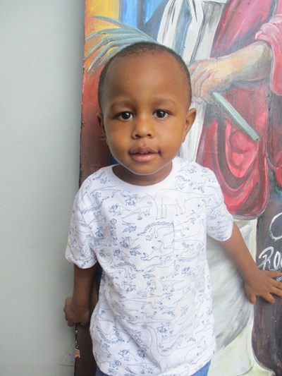 Help Elian Alberto by becoming a child sponsor. Sponsoring a child is a rewarding and heartwarming experience.