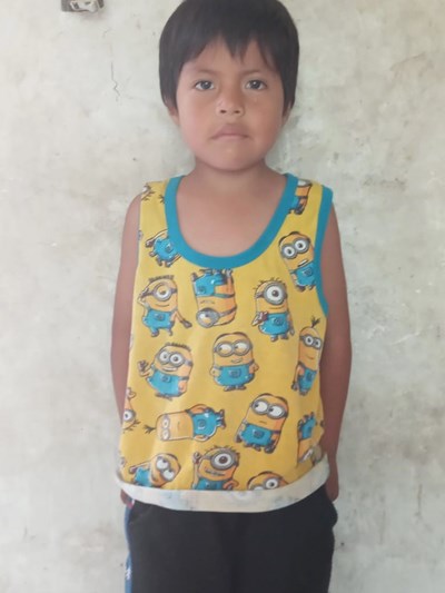 Help Erick Santiago by becoming a child sponsor. Sponsoring a child is a rewarding and heartwarming experience.