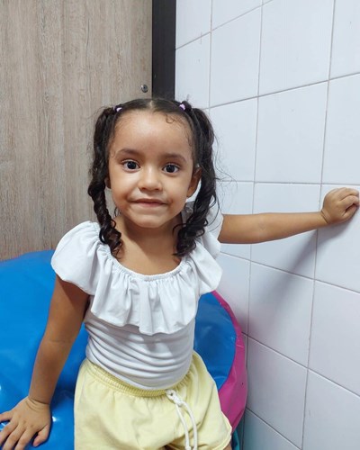 Help Abby Sofia by becoming a child sponsor. Sponsoring a child is a rewarding and heartwarming experience.